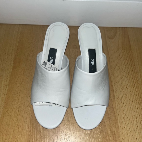 Zara heels- brand new - Picture 2 of 4